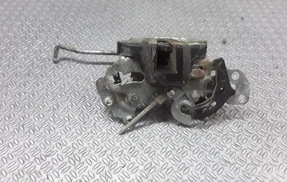 Opel Monterey Rear door lock