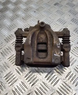 Honda CR-V Rear brake caliper Y04282