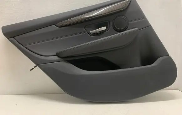 BMW 2 F46 Rear door card panel trim 1609985 357914