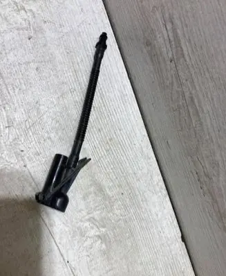Windshield washer spray nozzle