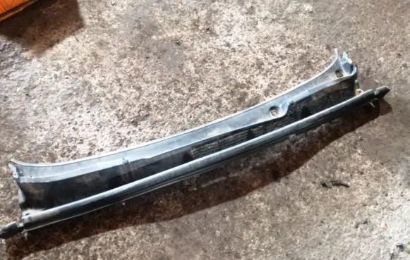 Wiper trim