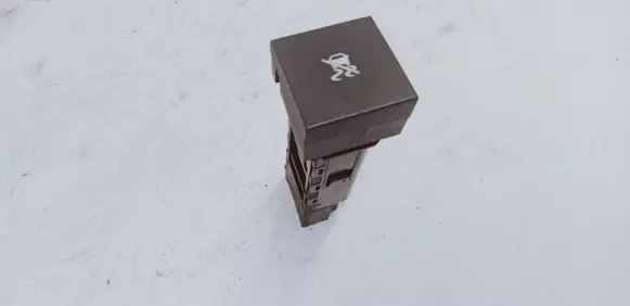 Traction control (ASR) switch