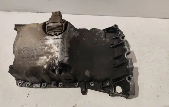 Audi A4 S4 B6 8E 8H Oil sump 06B103603AK 018104