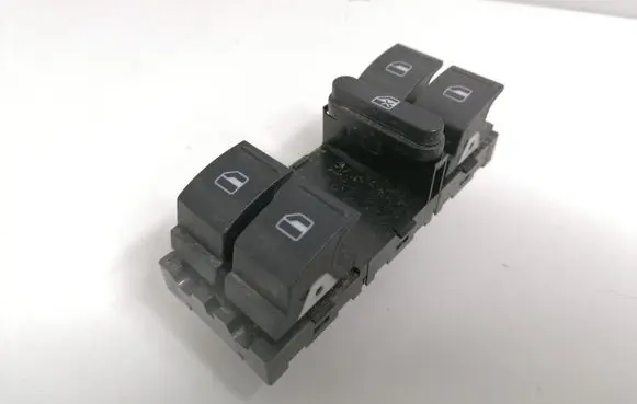 Volkswagen Golf VI Electric window control switch 1K4959857B