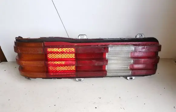 Mercedes-Benz W123 Rear/tail lights