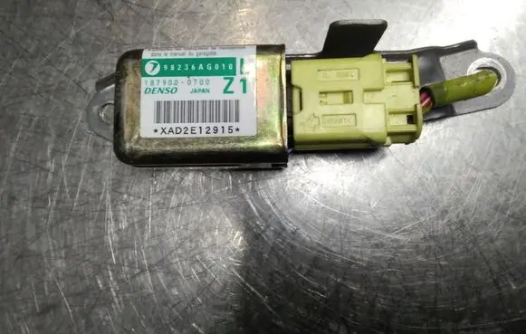 Subaru Legacy Airbag deployment crash/impact sensor 98236AG010 1879000700