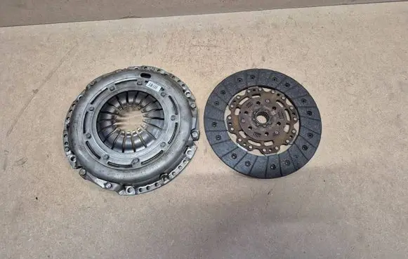 Clutch pressure plate