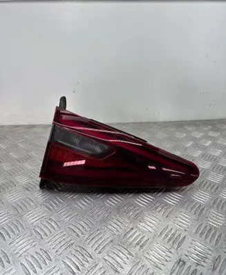 Alfa Romeo Stelvio Tailgate rear/tail lights 20805999 00505531790 006030101