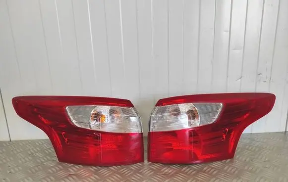 Ford Focus Rear/tail lights BM5113404G BM5113405G