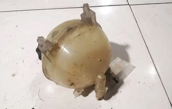 Citroen C4 I Picasso Coolant expansion tank/reservoir 965431078