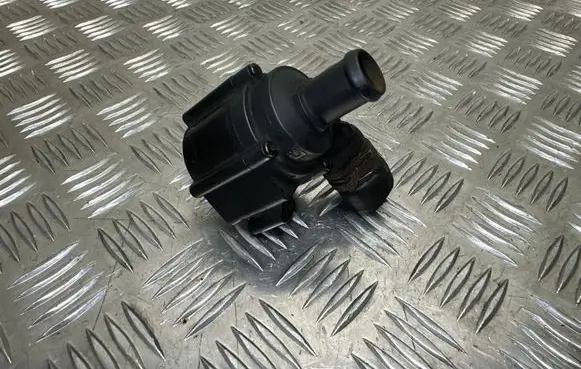 Volkswagen PASSAT B8 Electric auxiliary coolant/water pump 5Q0965561B