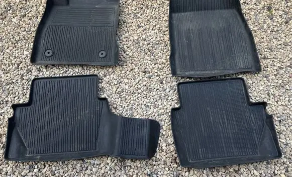 Ford Fiesta Car floor mat set H1BJA13086KBW H1BJA13087KBW H1BJA13017KBW