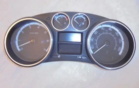 Peugeot 308 Speedometer (instrument cluster)