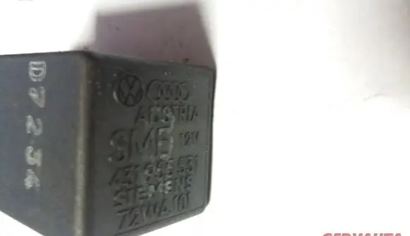 Audi A6 S6 C5 4B Other relay 431955531