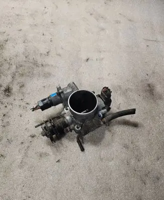 Subaru Outback Throttle valve A33661R02