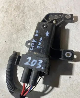 Glow plug pre-heat relay
