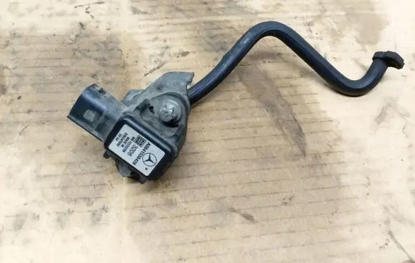 Mercedes-Benz E W211 Air pressure sensor A0041538428