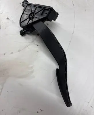 Land Rover Discovery 5 Accelerator throttle pedal GK529F836BB J1920084217 J1907191419