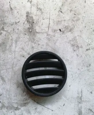 Audi A3 S3 A3 Sportback 8P Rear air vent grill 8P0819794B
