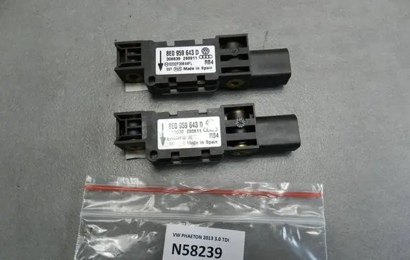 Volkswagen Phaeton Airbag deployment crash/impact sensor 8E0959643D 0232F35B44FL 3066392