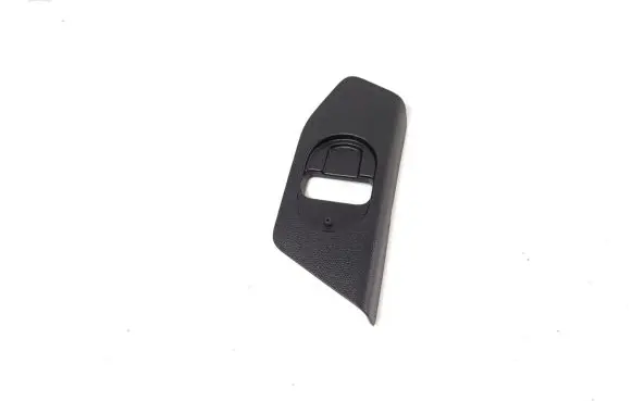 Peugeot 2008 II Other trunk/boot trim element 9833223280