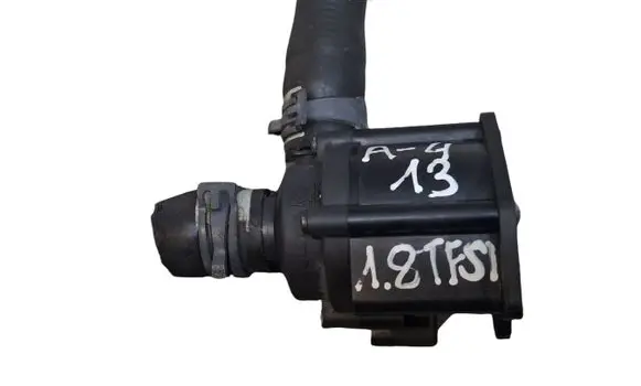Audi A4 S4 B8 8K Electric auxiliary coolant/water pump 8K0819147A