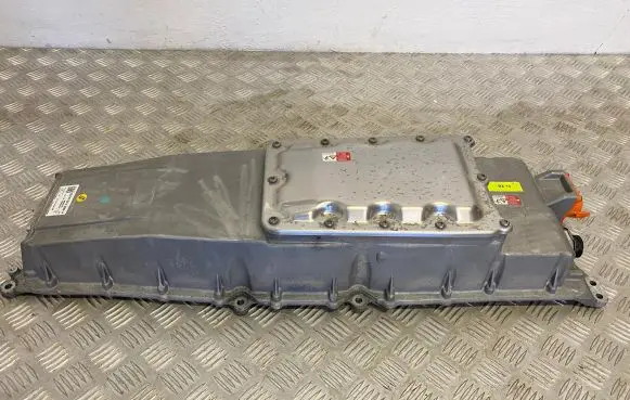Porsche Taycan 9J1 Voltage converter/converter module 9J1915251P