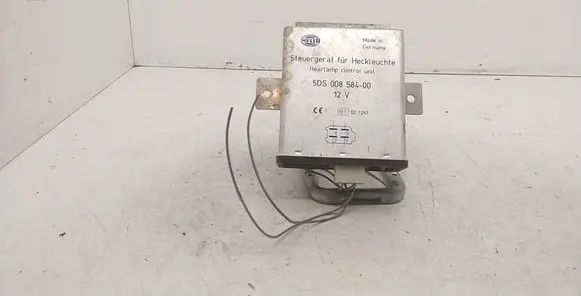 BMW 5 E39 Light module LCM 5DS00858400