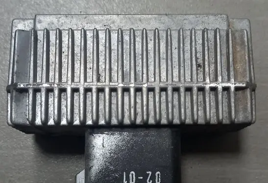 Opel Signum Glow plug pre-heat relay 09132691 51299008