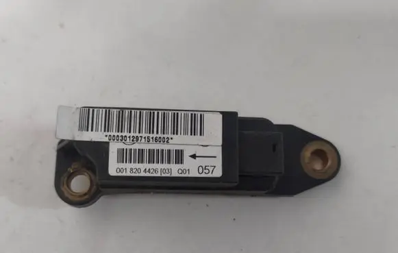 Mercedes-Benz C W203 Airbag deployment crash/impact sensor 0018204426