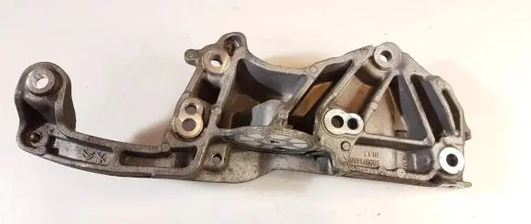 Peugeot 2008 II A/C compressor mount bracket 9809714680