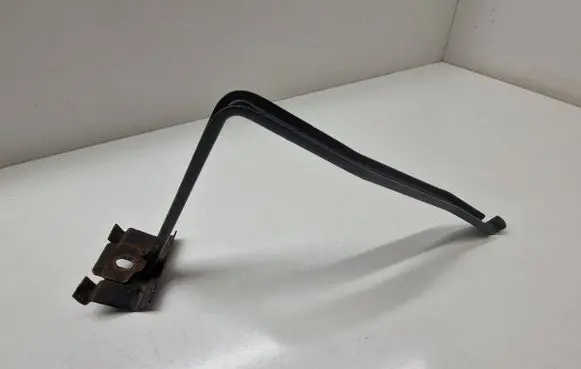 Battery bracket