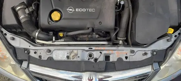 Opel Vectra C Radiator support slam panel