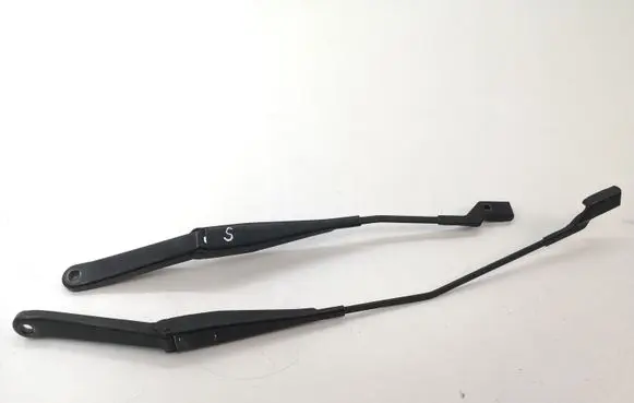 Ford Fiesta Front wiper blade arm 8A6117526CB 8A6117526DB