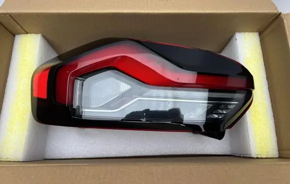 BMW 2 G42 Rear/tail lights 8494327