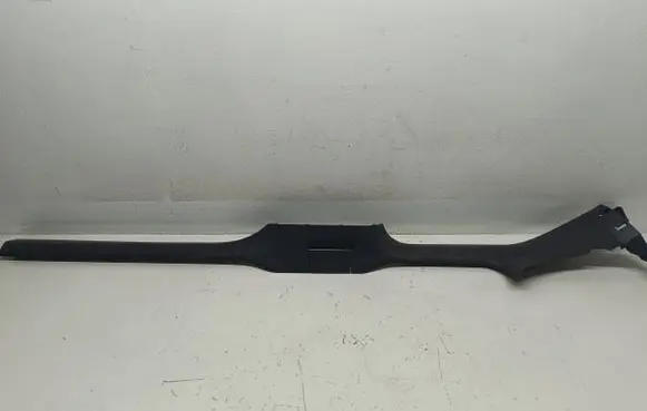 Volkswagen Golf V Front sill trim cover 1K4853372 3993