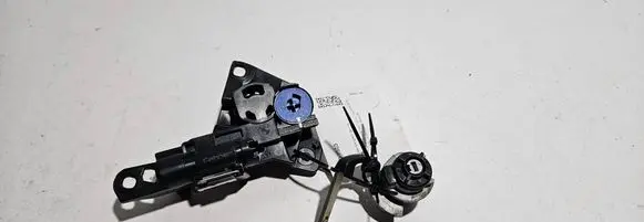 BMW 5 F10 F11 Glove box lock 03F1010017