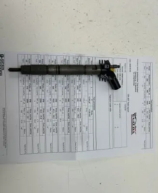 Audi A7 S7 4G Fuel injector 0445117029