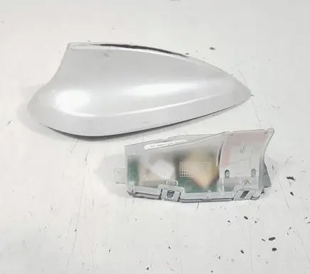 BMW 4 F32 F33 Radio antenna 