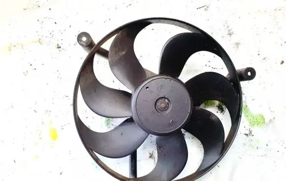 Seat Leon (1M) Radiator cooling fan shroud
