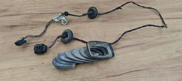 Skoda Octavia Mk2 (1Z) Rear door wiring loom 1Z0161