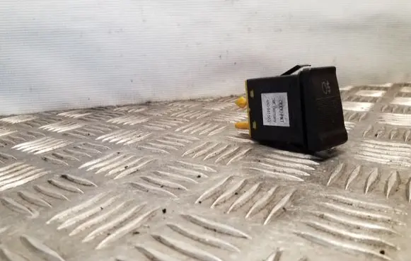 Fog light switch