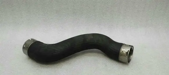 Mercedes-Benz E C207 W207 Intercooler hose/pipe A2045282182
