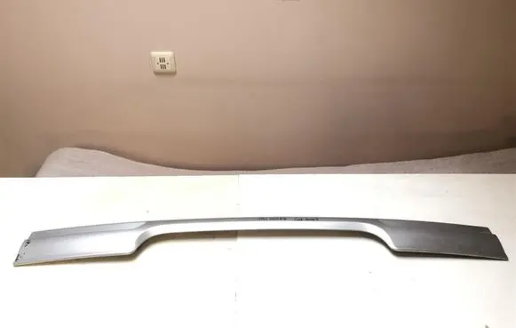 Opel Vectra B Tailgate trim 90586899