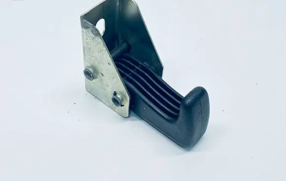 Skoda Octavia Mk2 (1Z) Tie down hook / loop 1Z9867615D