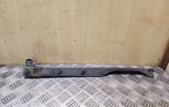 Top upper radiator support slam panel