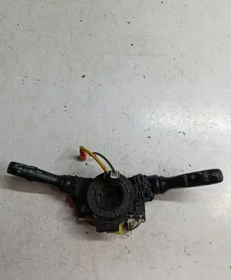 Wiper turn signal indicator stalk/switch