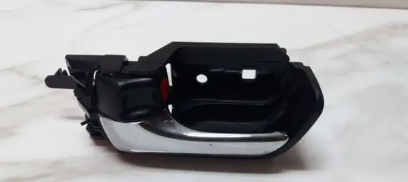 Toyota Prius (XW20) Front door interior handle