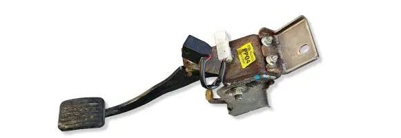 Hyundai i10 Clutch pedal 328020X500