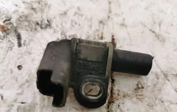 Volvo S40 Camshaft position sensor 9645844080